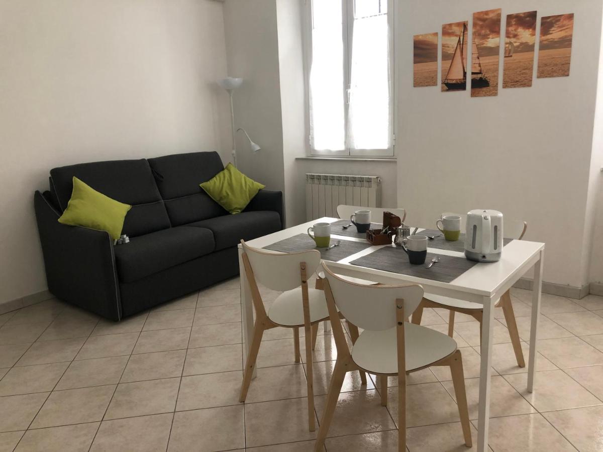 Due Ale - Nuova Casa Di Corte A Trieste Eksteriør bilde
